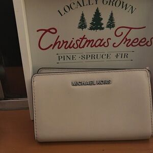 Michael Kors Ivory Card Holder